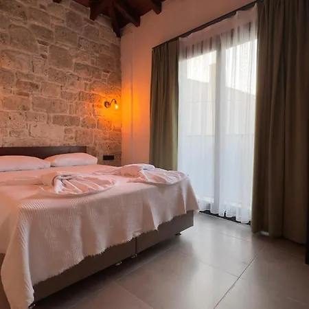 Mira House Oda ve Kahvaltı *